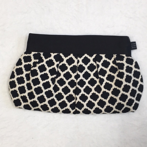 1154 Lill Studio Handbags - 1154 Lill Studio black white clutch bag 1154 Lill Studio Handbags - 1154 Lill Studio black white clutch bag